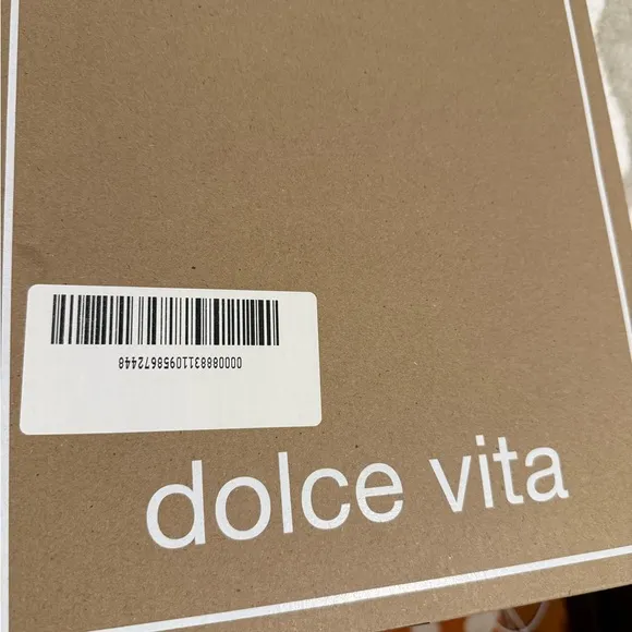 New Dolce Vita Nashe off white pearls Women's Cream Western Ankle Boots size 12M