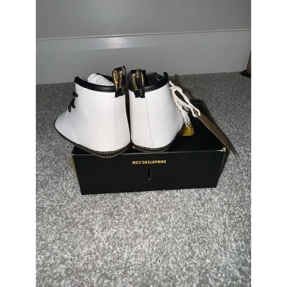 NEW! Dr. Martens Baby White Booties Size 3 Crib Shoes 1460 NIB
