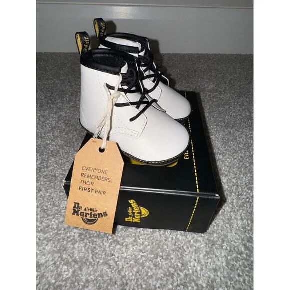 NEW! Dr. Martens Baby White Booties Size 3 Crib Shoes 1460 NIB