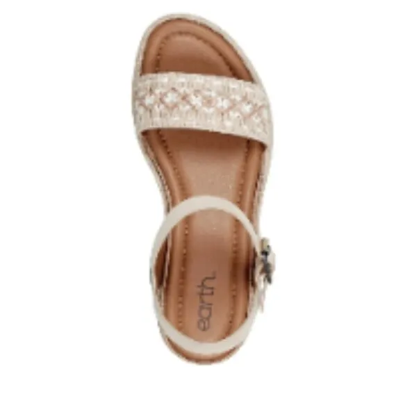 new Earth Collins Platform Wedge Ankle Strap Sandals
