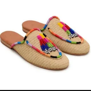 NEW! FARM RIO🎉HOST PICK🎉😍 BEADED TASSEL WOVEN SLIDES SIZE 8 1/2
