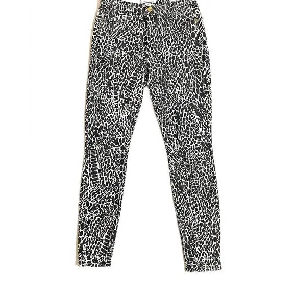 NEW FRAME le skinny animal print jeans in white, black