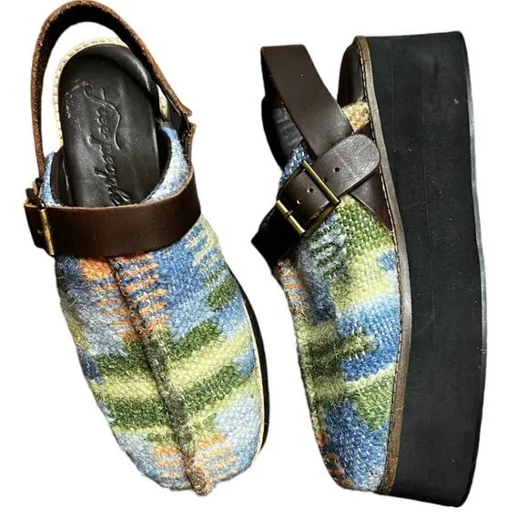 New ▶️ Free People ◀️ Astrid Platform Mules. Size 8