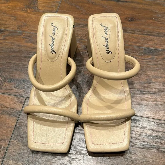 NEW! Free People Double Strap Parker Heel In Dune - Size 39 EU