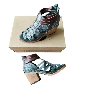 NEW Freebird by Steven Penny Block Heel Sandals Blue Leather Gladiator Style