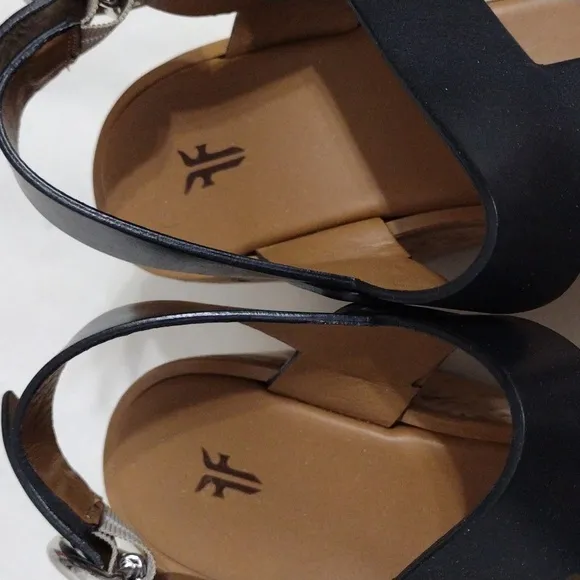 NEW Frye Black Dahlia Rivet Wedge Platform Sandals US 8.5 MSRP $458