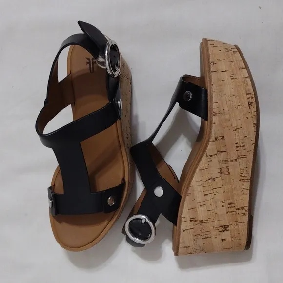 NEW Frye Black Dahlia Rivet Wedge Platform Sandals US 8.5 MSRP $458