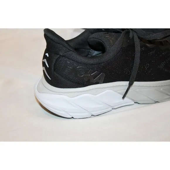 NEW Hoka‎ One One Arahi 6 Women's Running Athletic Shoes BWHT Black Gray