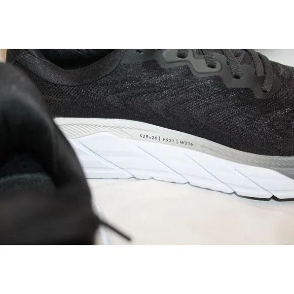 NEW Hoka‎ One One Arahi 6 Women's Running Athletic Shoes BWHT Black Gray