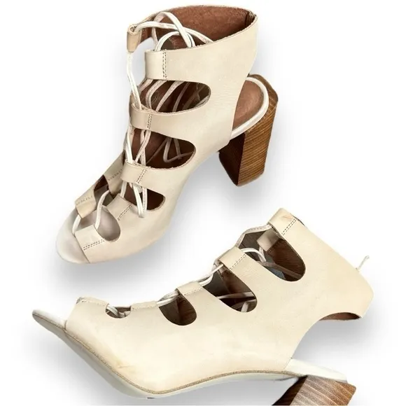 New Jeffrey Campbell Allow Lace-Up Heeled Cage Sandals in Neutral | Size 9.5