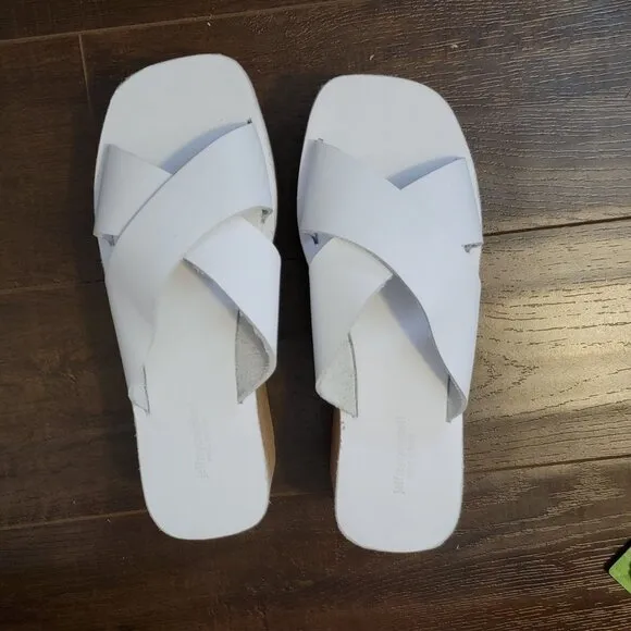 NEW Jeffrey Campbell Platform Sandals Womens 9 White Boho Retro Modern Chic