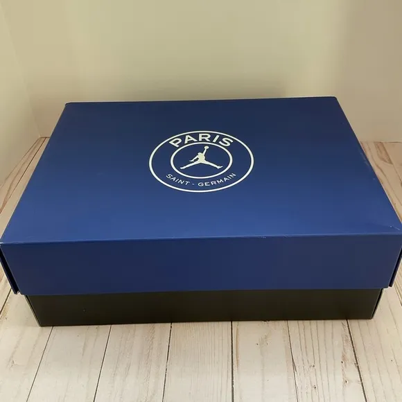 NEW Jordan 7 Retro BCFC Paris Saint-Germain PSG (2021)
