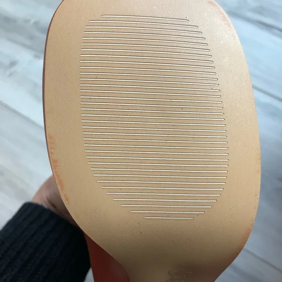 NEW leather boots in orange, size 3.7/38