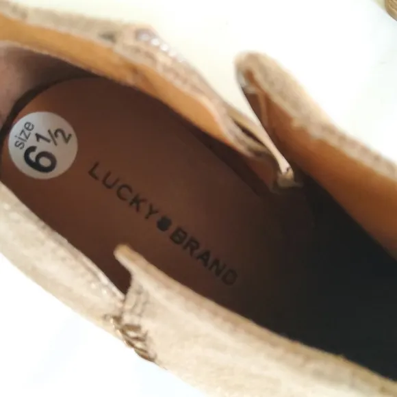 New Lucky Brand Women's Tan Suede Leather Wedge Ankle Boots Booties Size 6.5