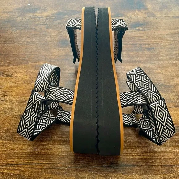 NEW MADEWELL The Re(sourced) Maggie Sandals