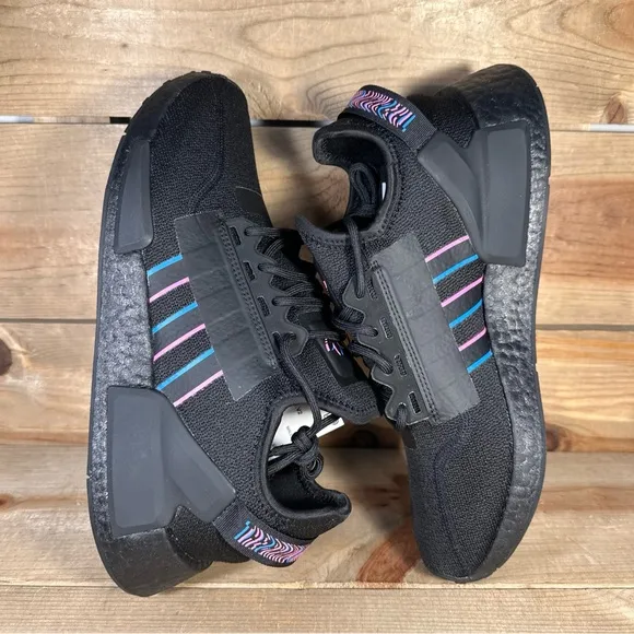 NEW Mens Sizes - Adidas NMD R1 V2 “Black Pulse Magenta” Running Sneakers IE7279