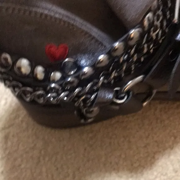 🌸NEW🌸 Moschino/Love Moschino Chain (Removable) Vintage Boots