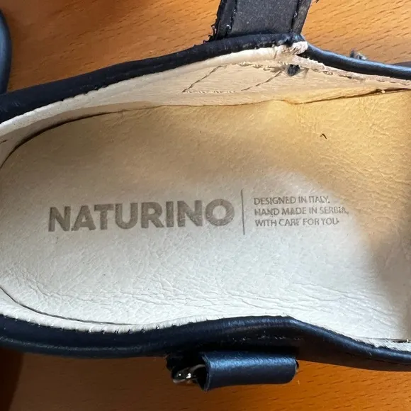 New Naturino Blue Leather Toddler Mary Jane Velcro Shoes sz 26 EU / 9.5 US