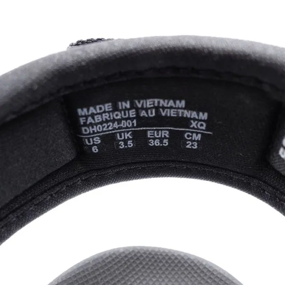 NEW Nike Icon Classic Platform Sandals DH0224-001 Black/White