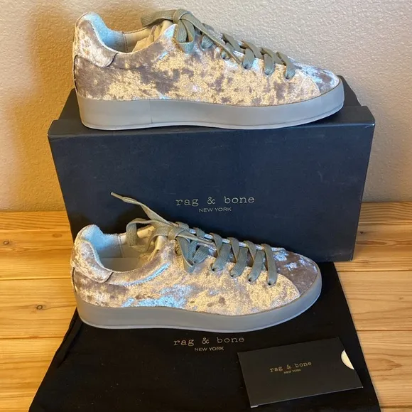 NEW! Rag &amp; Bone RB1 LOW Sneakers Shoes Dove Velvet Size 7/37 Gray Silver Rose
