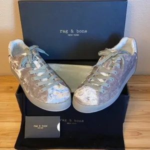 NEW! Rag &amp; Bone RB1 LOW Sneakers Shoes Dove Velvet Size 7/37 Gray Silver Rose