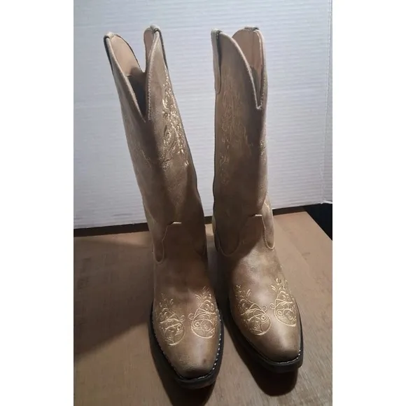 NEW ROPER JUDITH VINTAGE BEIGE FAUX LEATHER EMBROIDERED WOMEN'S COWBOY BOOTS 7 M