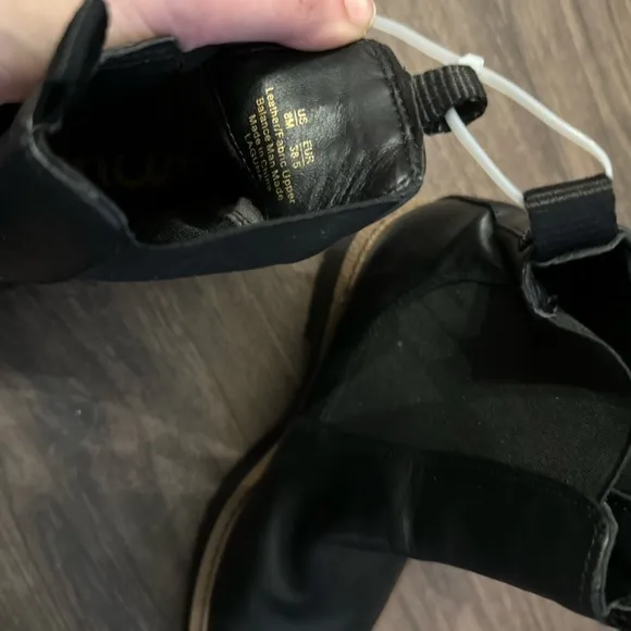 NEW Sam Edelman Black Laguna Chelsea Boot - Size 8