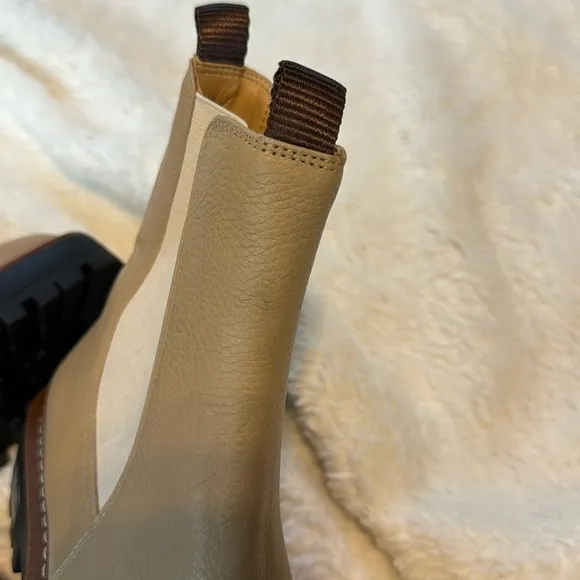 NEW! Sam Edelman Sesame Leather Laguna Chelsea Boot - Size 5