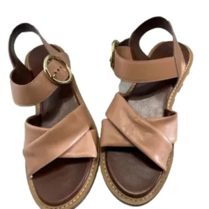 NEW SEE BY CHLOE Womens Lyna Sandals US10 Crisscross Ankle Strap Flat SB36031A