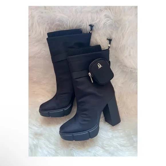 New! STEVE MADDEN RiseUp Zip Pocket Nylon Platform Ankle Boots
