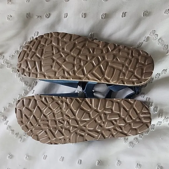 New Sundance blue italian suede sandals size 41/ 10