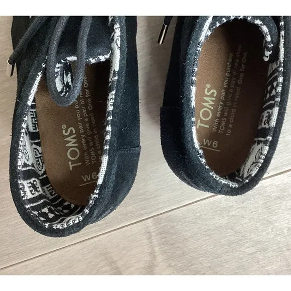 NEW TOMS Desert Wedge Bootie women black suede leather 6
