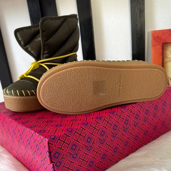 NEW Tory Burch Sleeping Bag sSize 7 Olive and Yellow Boots