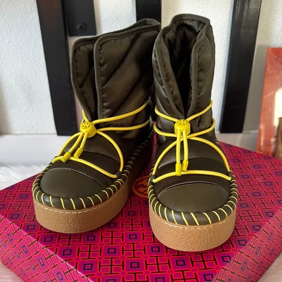 NEW Tory Burch Sleeping Bag sSize 7 Olive and Yellow Boots