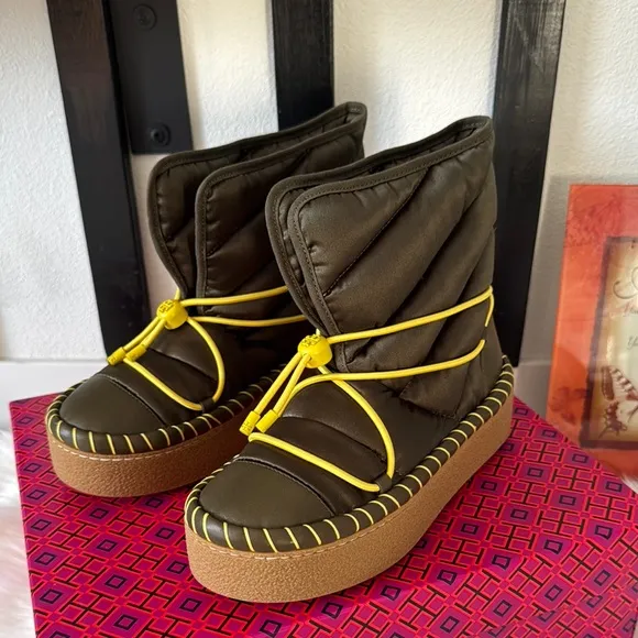 NEW Tory Burch Sleeping Bag sSize 7 Olive and Yellow Boots