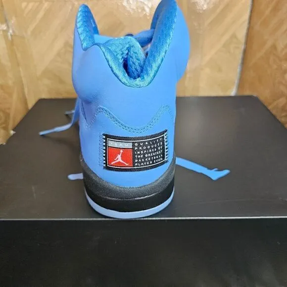 NEW Air Jordan 5 men's Retro SE Authentic basketball shoes blue size 10.5.