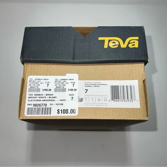[NEW/BNIB] Teva White Flatform Platform Universal Sandals - US 7 / EU 38 / UK 5