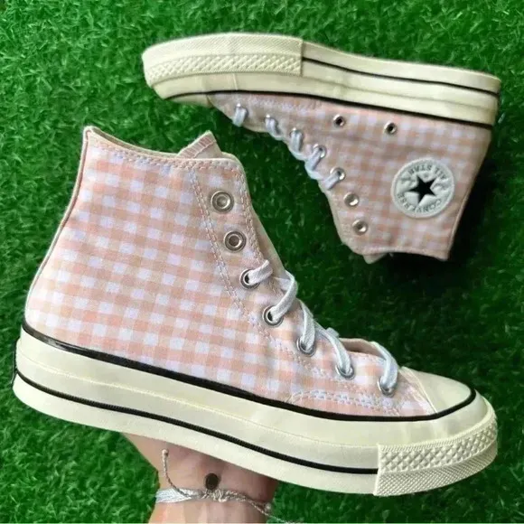 ✨New✨Converse Chuck Taylor All Star Chuck 70 Hi Cheeky Coral