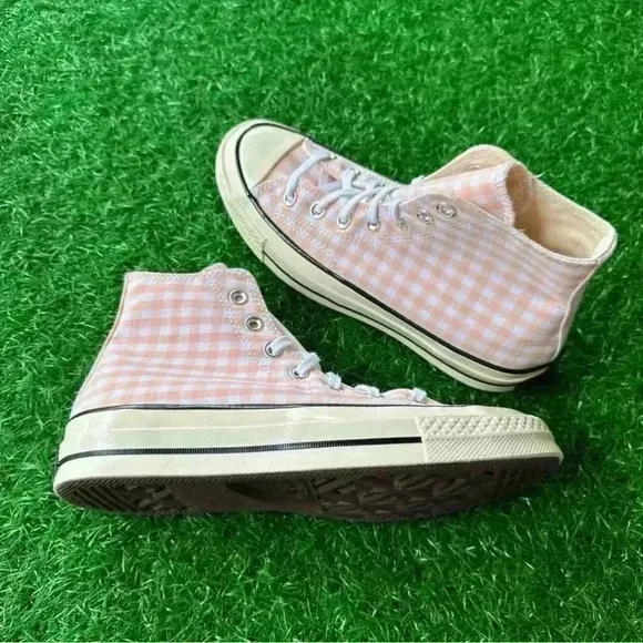 ✨New✨Converse Chuck Taylor All Star Chuck 70 Hi Cheeky Coral