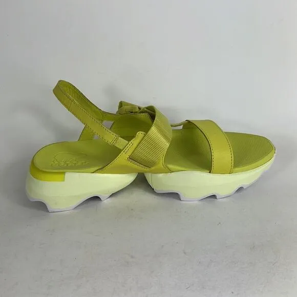 New Sorel Kinetic women’s size 8 neon yellow white athletic athleisure sandals