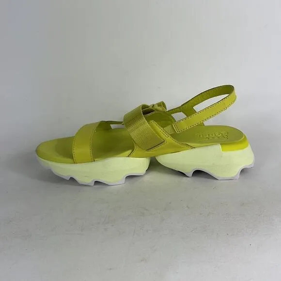 New Sorel Kinetic women’s size 8 neon yellow white athletic athleisure sandals
