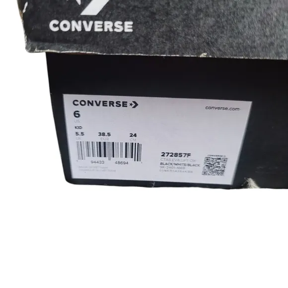 🖤NIB Big Kids Size 6 Coverse Platform Shoes 🤍