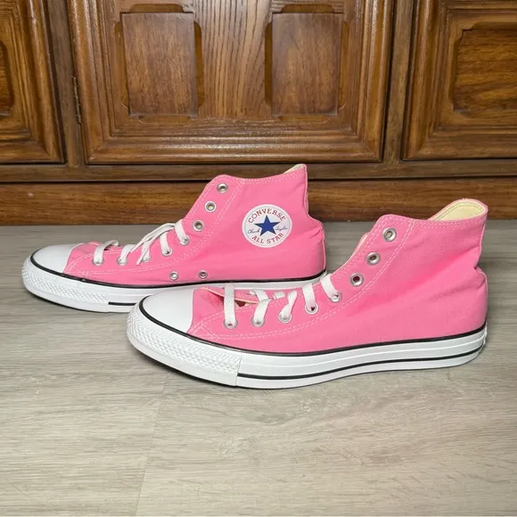 NIB Converse Chuck Taylor All Star High-Top Sneakers Pink Unisex Women’s 11