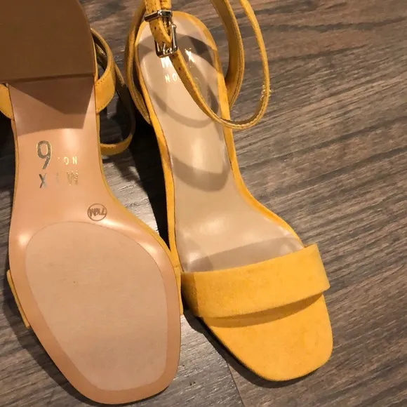 NIB Mix No. 6 Sandals