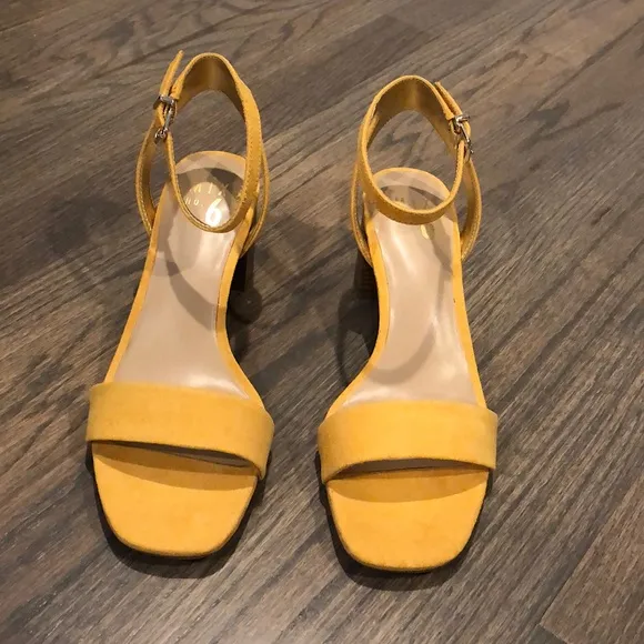 NIB Mix No. 6 Sandals