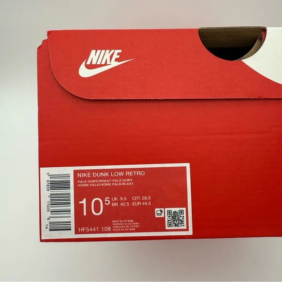 NIB NWT New Nike Dunk Low Retro Men's 10.5 Custom Green Day Dookie Shoes Kicks