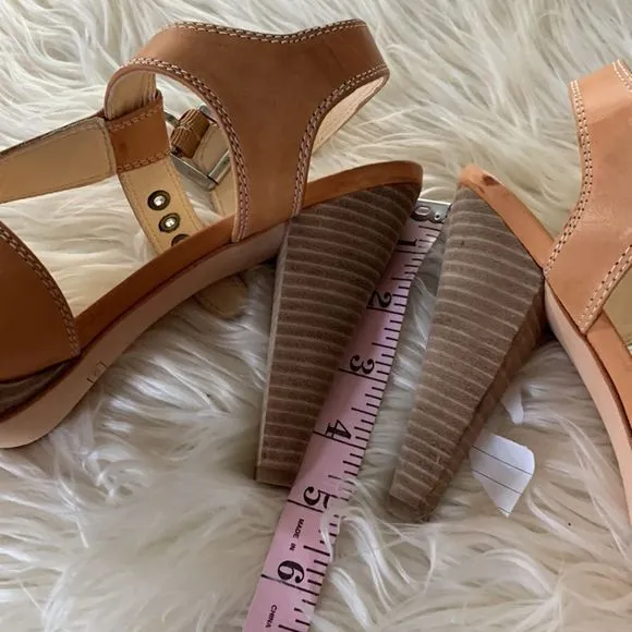 NIB Stacked Heel Tan Coach Sandals