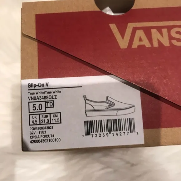 NIB Vans baby toddler shoes size 5 customized Minnie Mouse shoes personalized