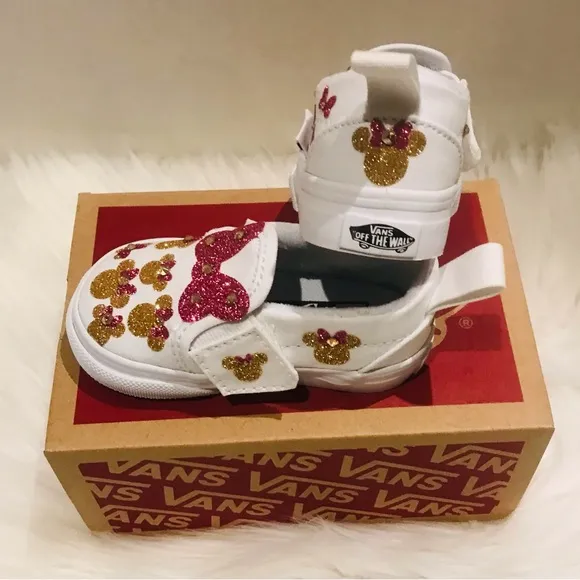 NIB Vans baby toddler shoes size 5 customized Minnie Mouse shoes personalized