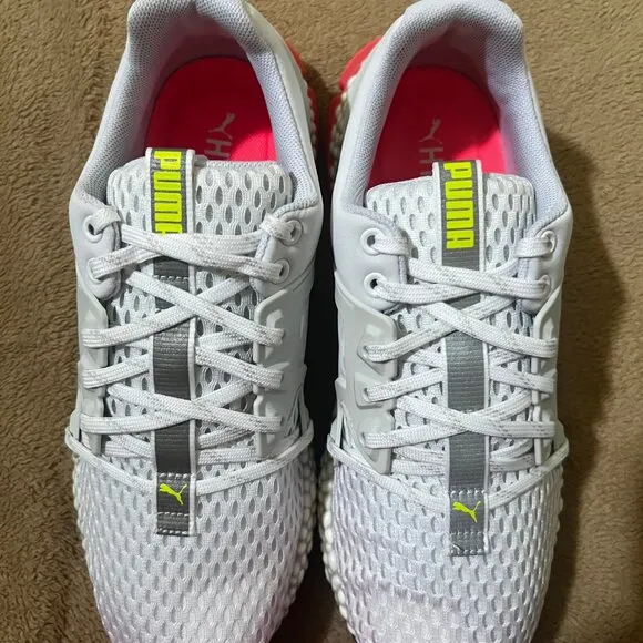 NIB WOMANS PUMA Hybrid Sky White/Pink 192576-05‎ Sz 8.5